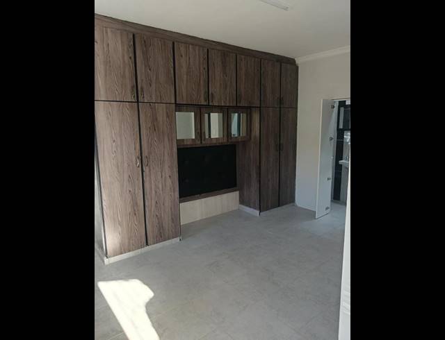 1 BEDROOM PROPERTY TO RENT IN NEWLANDS WEST